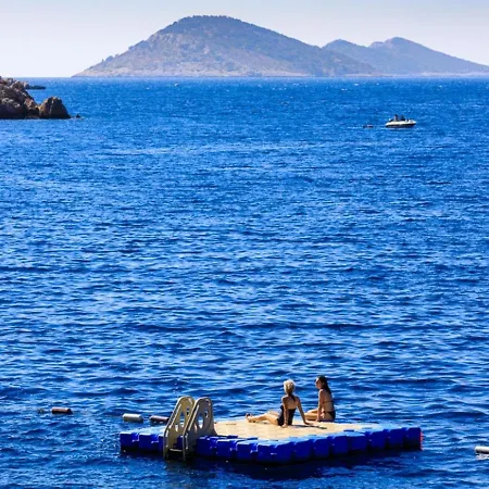 Regency Gæstehus 4*