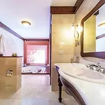 Regency Hotell